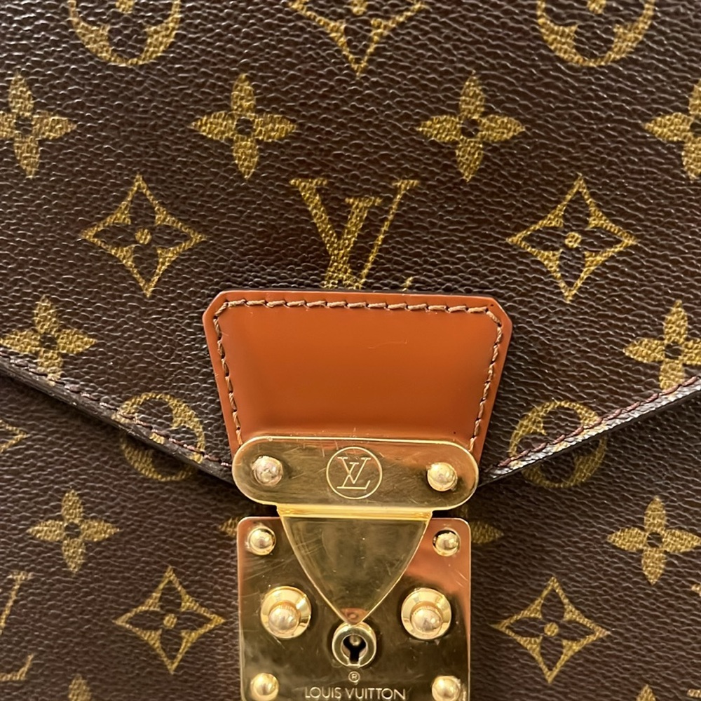 Louis Vuitton Vintage Pre-owned Monceau 28 Crossbody/Shoulder Bag - Picture 16 of 17